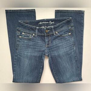 American Eagle Outfitters Women's Classic Blue Straight Leg Jeans